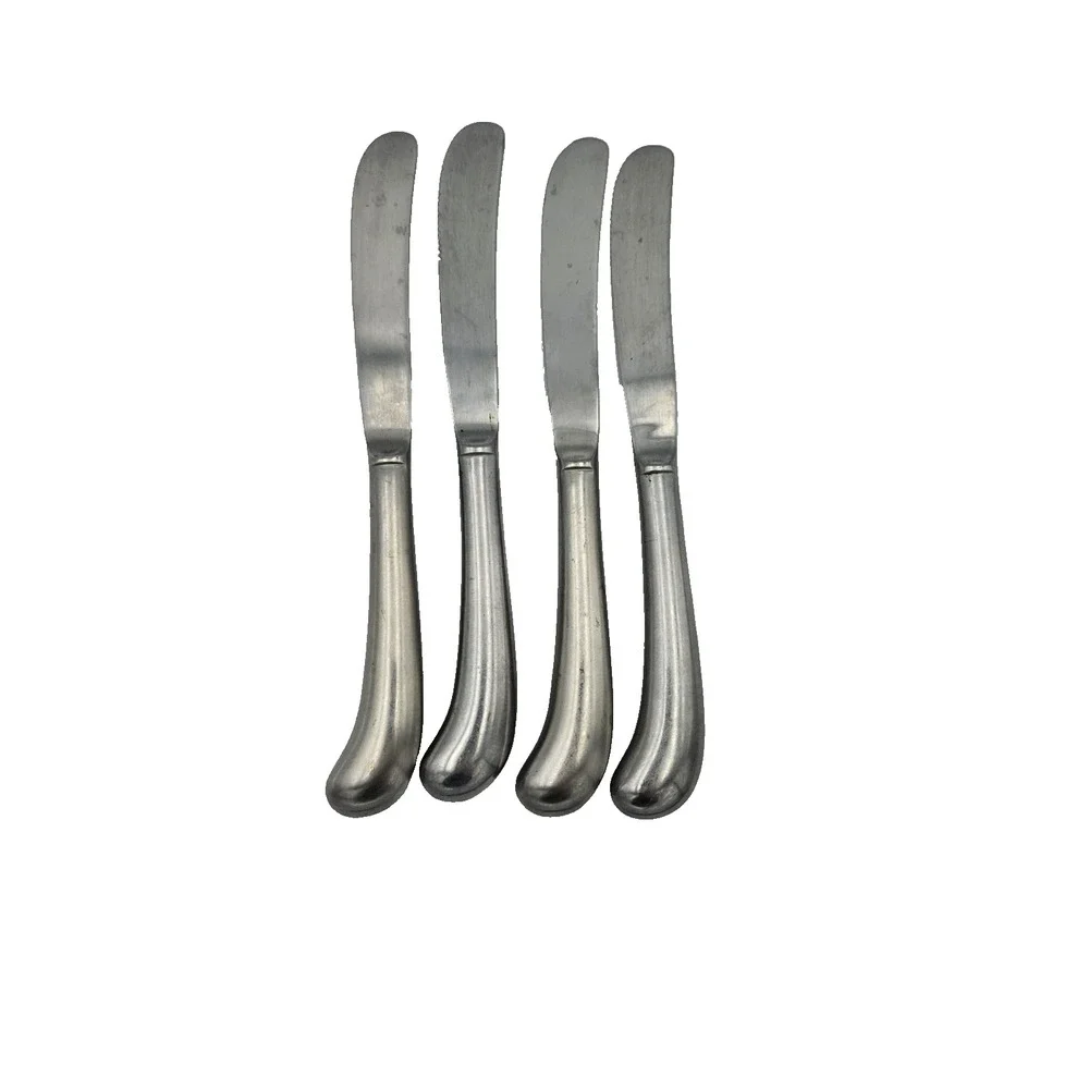Rogers Stainless Korea Flatware Knives‎ Set of 4 8.5